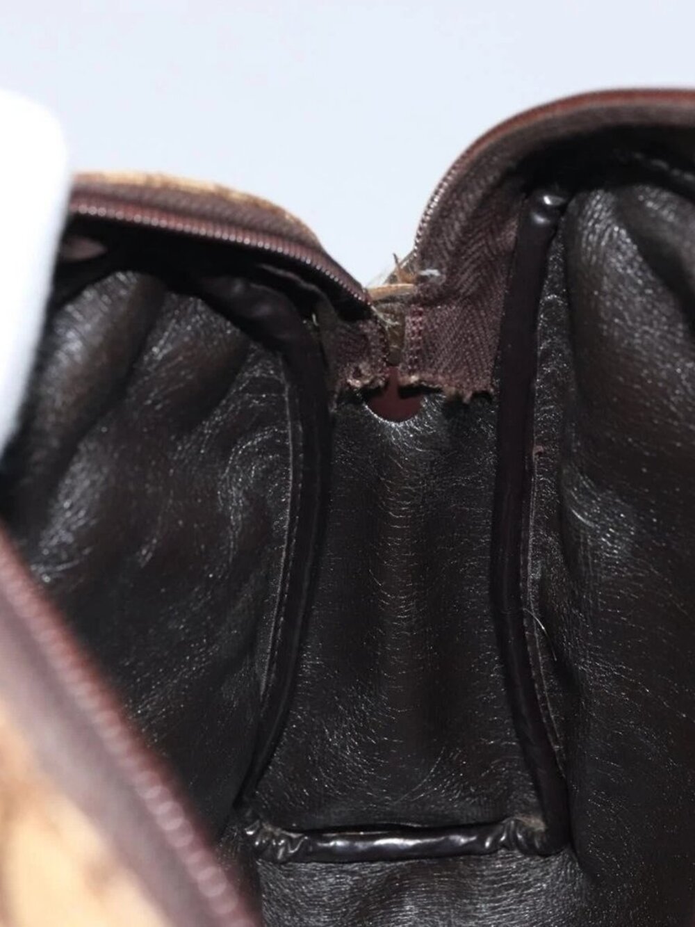 Christian Dior Trotter Canvas Shoulder Bag Brown Gold Auth bs32243 - Picture 13 of 16